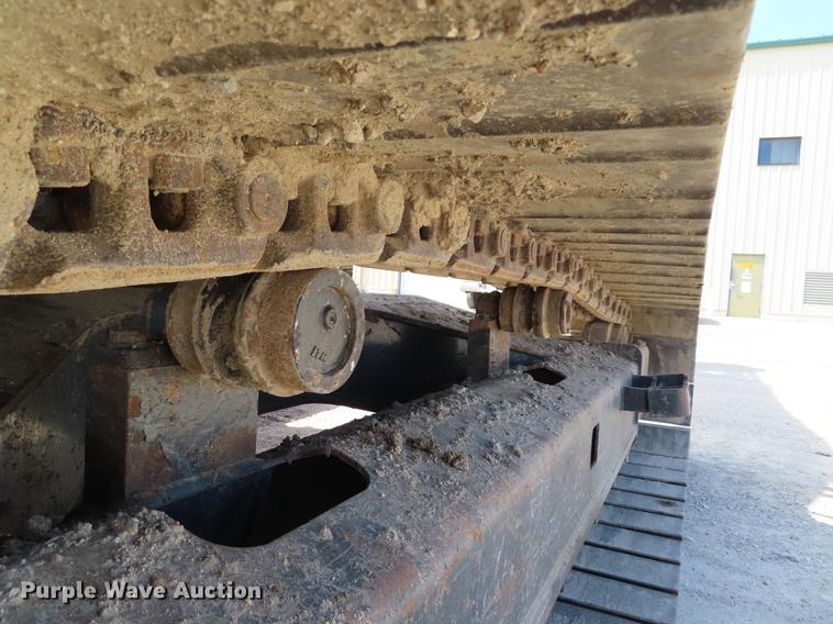 image for item DF7811 2004 Case CX225SR excavator