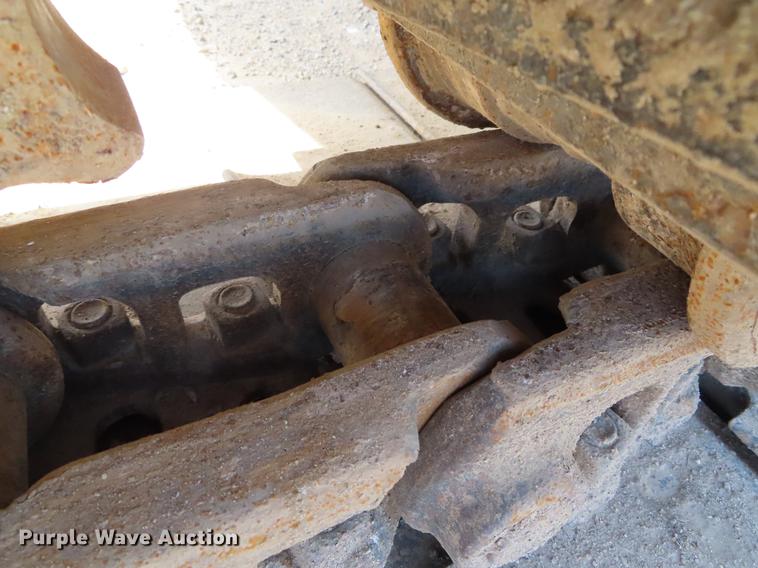 image for item DF7811 2004 Case CX225SR excavator