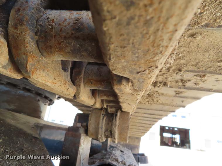 image for item DF7811 2004 Case CX225SR excavator