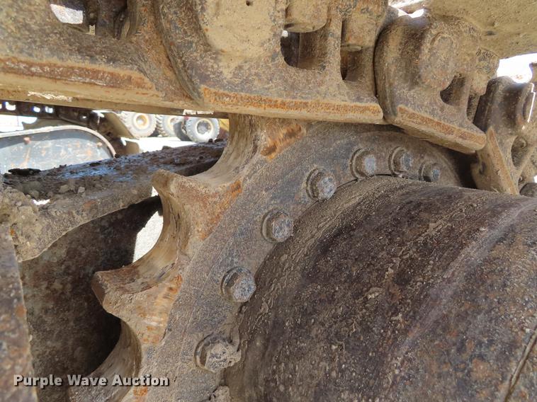 image for item DF7811 2004 Case CX225SR excavator