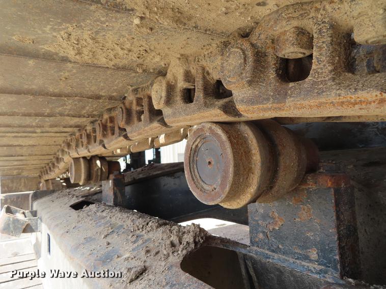 image for item DF7811 2004 Case CX225SR excavator