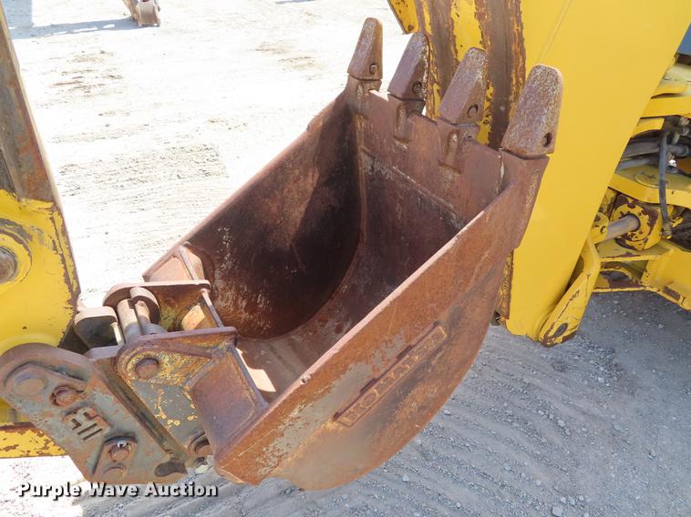 image for item DF7812 2003 Komatsu WB150 backhoe