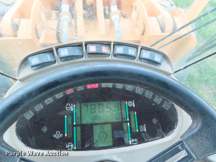 image for item DF7824 2003 Case 721D wheel loader