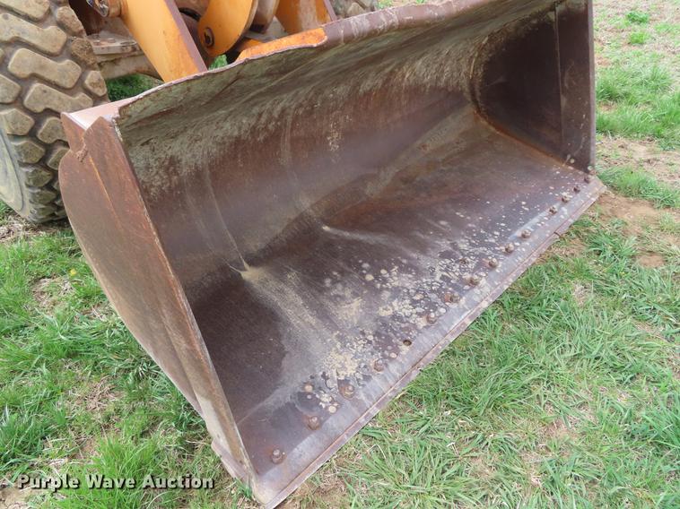 image for item DF7824 2003 Case 721D wheel loader