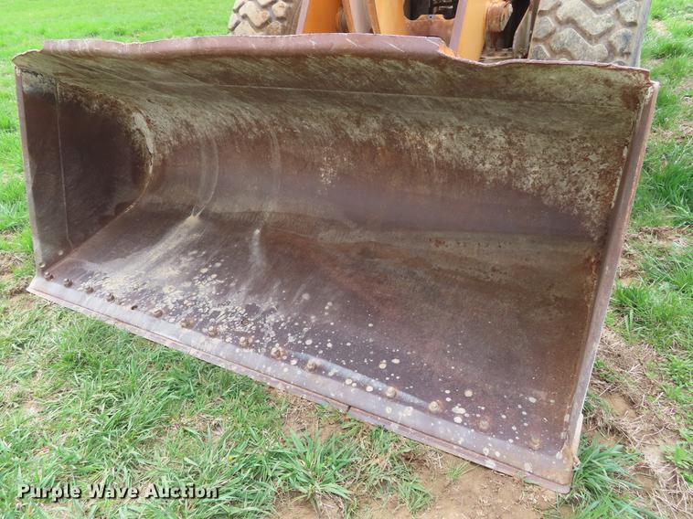 image for item DF7824 2003 Case 721D wheel loader