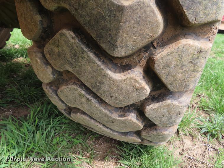 image for item DF7824 2003 Case 721D wheel loader