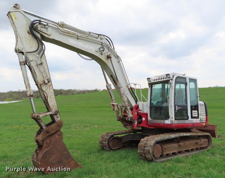 image for item DF7825 2007 Takeuchi TB1140 mini excavator