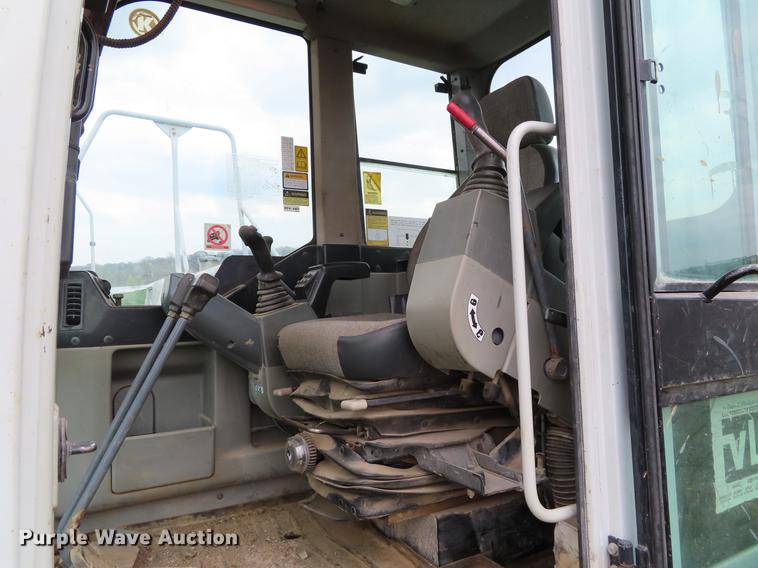 image for item DF7825 2007 Takeuchi TB1140 mini excavator