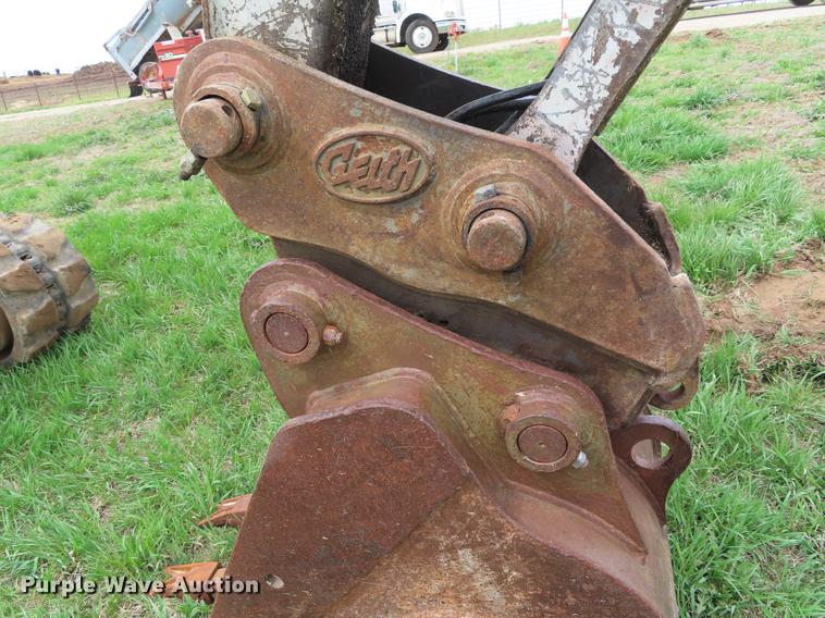 image for item DF7825 2007 Takeuchi TB1140 mini excavator