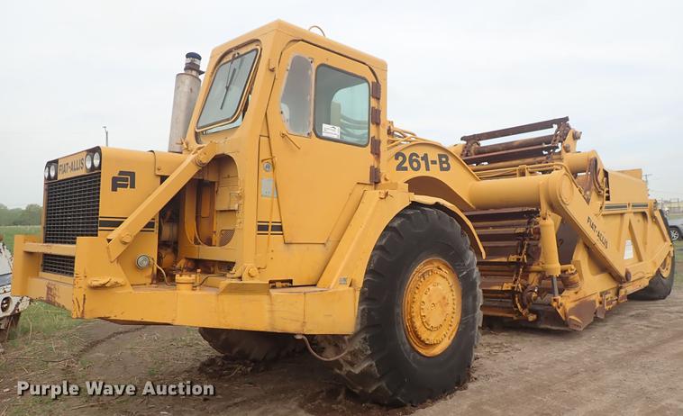 image for item DF8814 1974 Fiat-Allis 261B conventional scraper