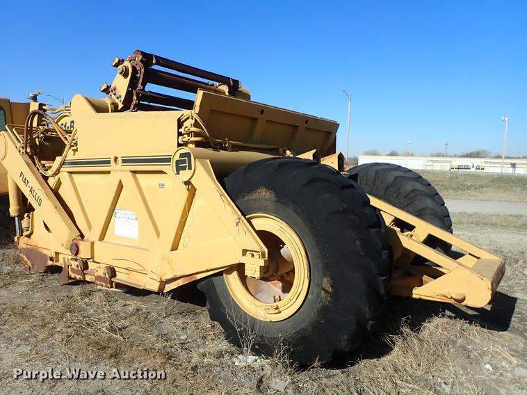 image for item DF8814 1974 Fiat-Allis 261B conventional scraper