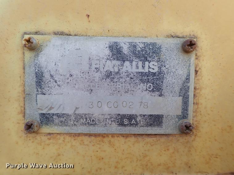 image for item DF8814 1974 Fiat-Allis 261B conventional scraper