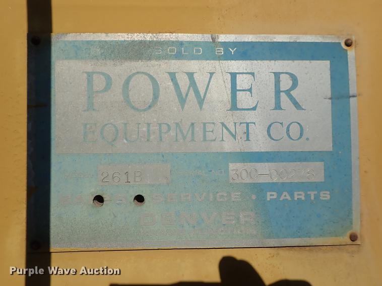 image for item DF8814 1974 Fiat-Allis 261B conventional scraper