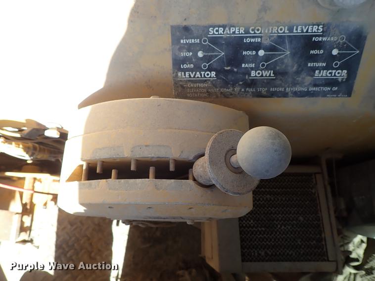 image for item DF8814 1974 Fiat-Allis 261B conventional scraper