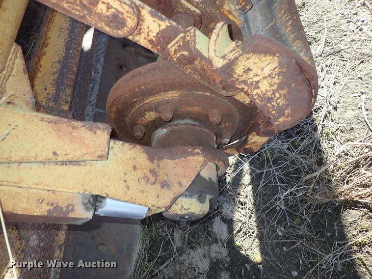 image for item DF8814 1974 Fiat-Allis 261B conventional scraper