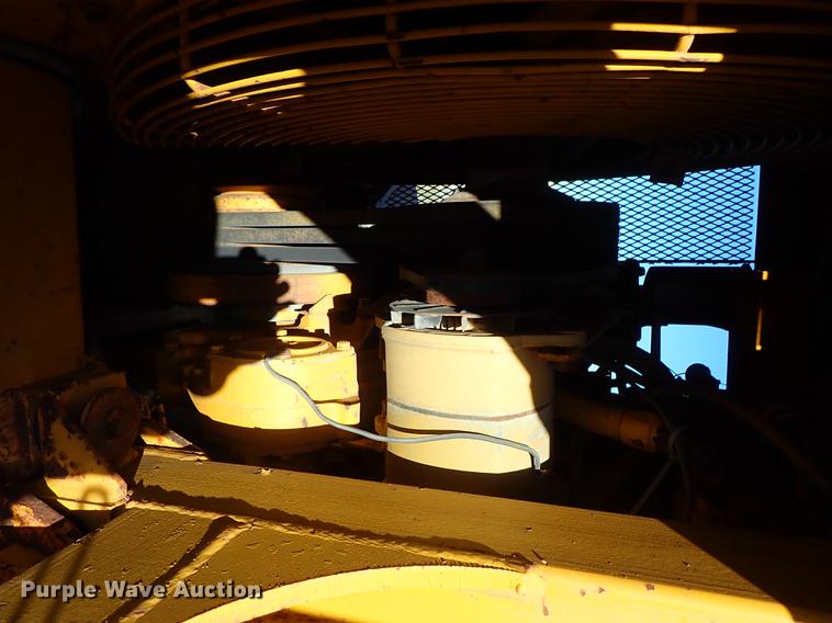 image for item DF8814 1974 Fiat-Allis 261B conventional scraper