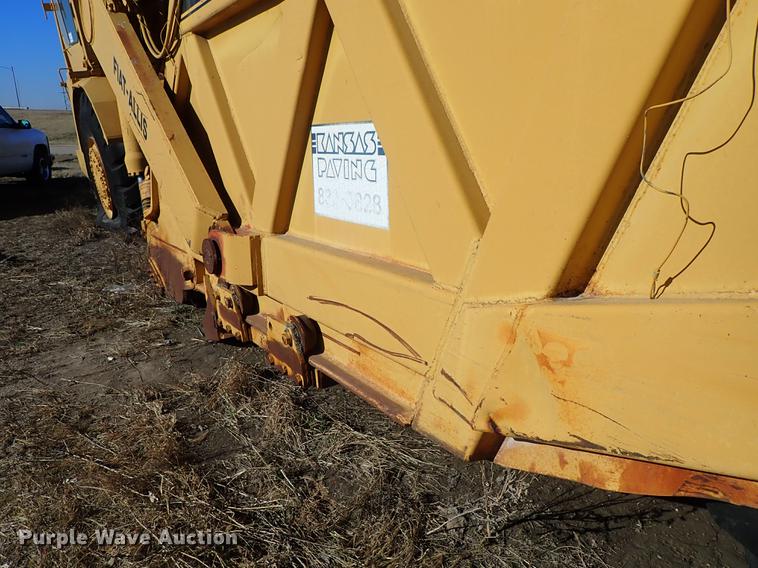 image for item DF8814 1974 Fiat-Allis 261B conventional scraper