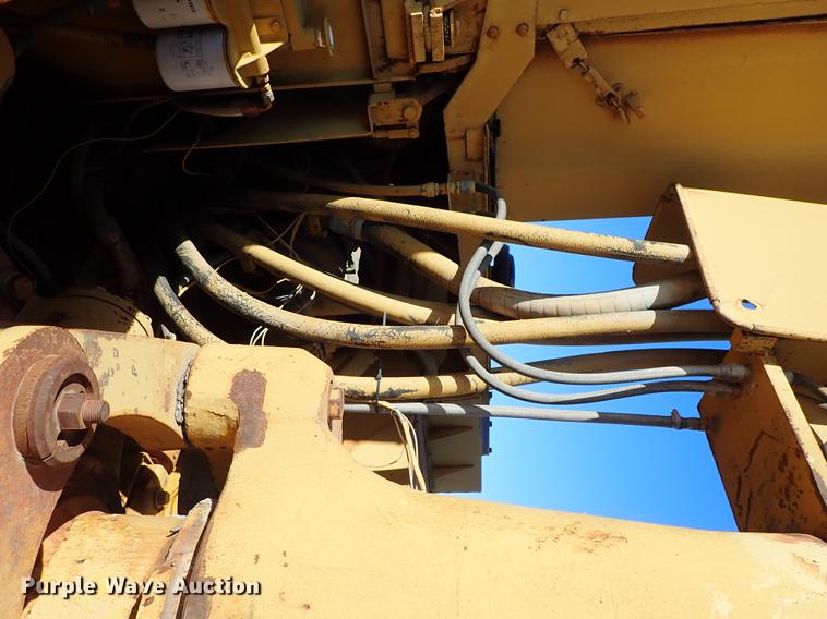 image for item DF8814 1974 Fiat-Allis 261B conventional scraper