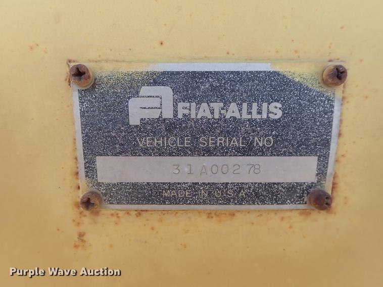 image for item DF8814 1974 Fiat-Allis 261B conventional scraper