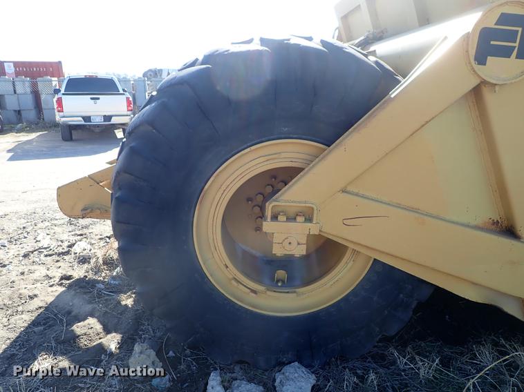 image for item DF8814 1974 Fiat-Allis 261B conventional scraper