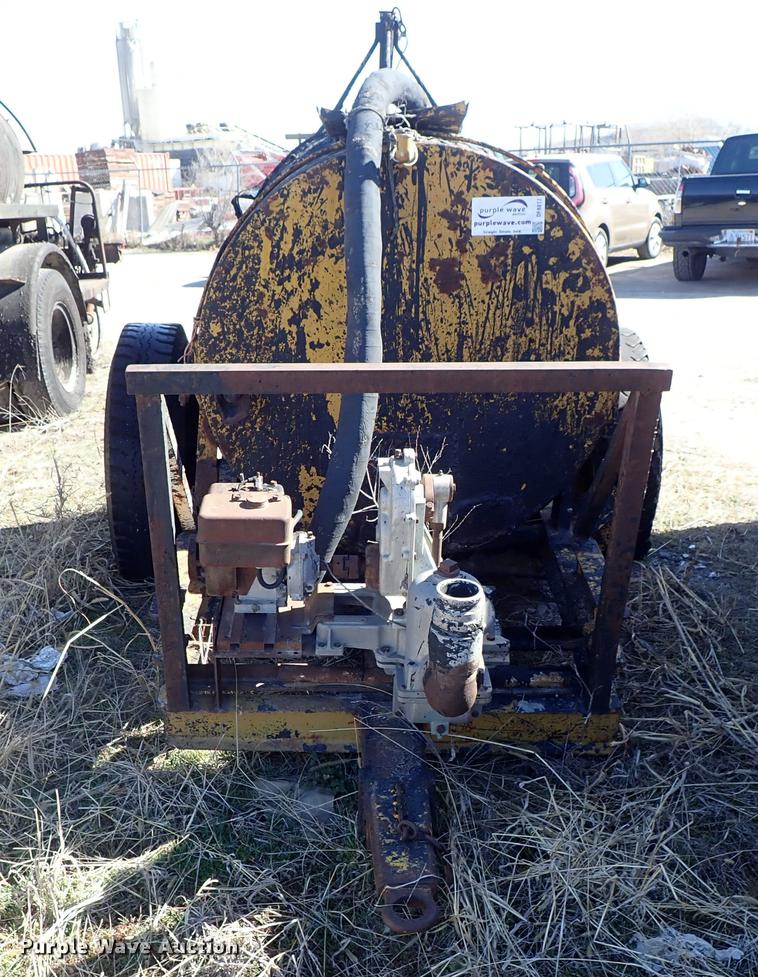 image for item DF8817 Tar pot trailer