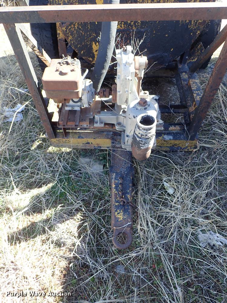 image for item DF8817 Tar pot trailer