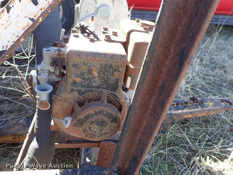 image for item DF8817 Tar pot trailer