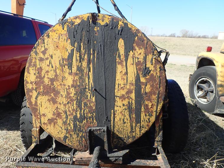 image for item DF8817 Tar pot trailer