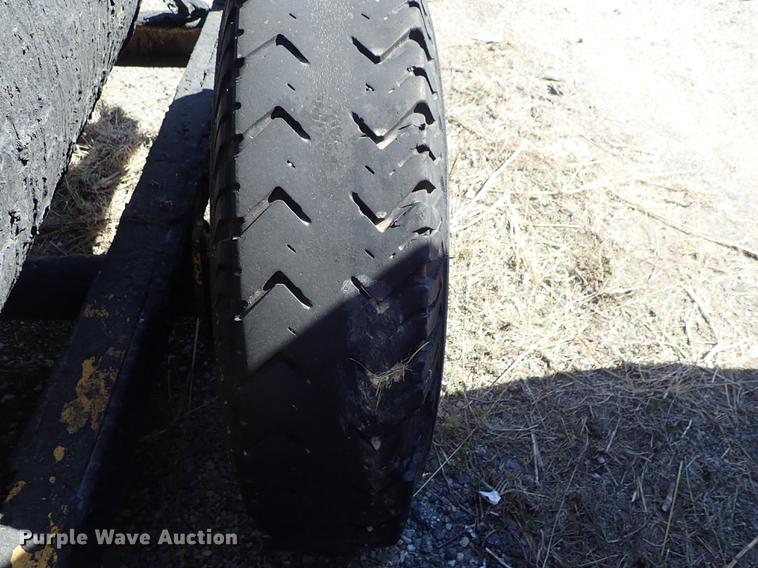 image for item DF8817 Tar pot trailer