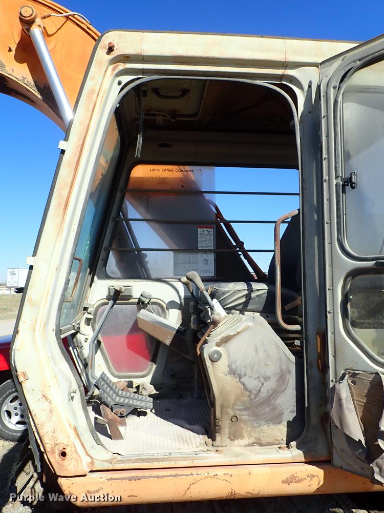 image for item DF8818 Hitachi EX150 excavator