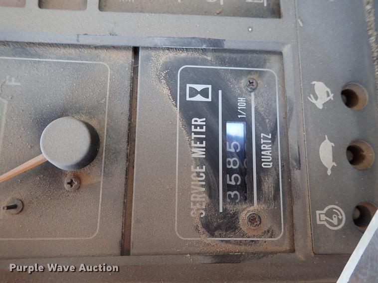 image for item DF8818 Hitachi EX150 excavator