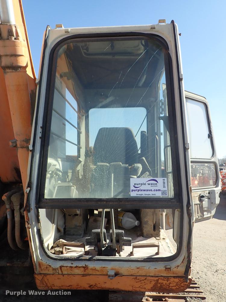image for item DF8818 Hitachi EX150 excavator