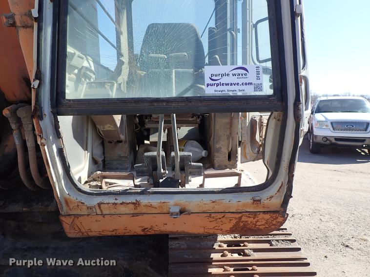 image for item DF8818 Hitachi EX150 excavator