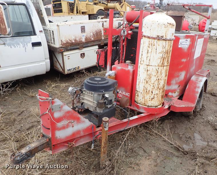 image for item DF8821 Crafco melter applicator