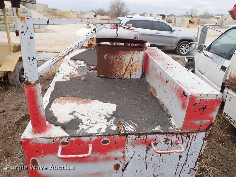 image for item DF8821 Crafco melter applicator