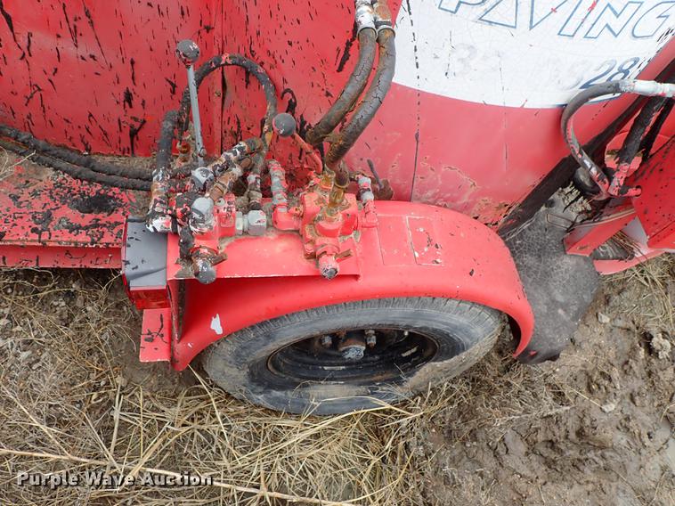 image for item DF8821 Crafco melter applicator