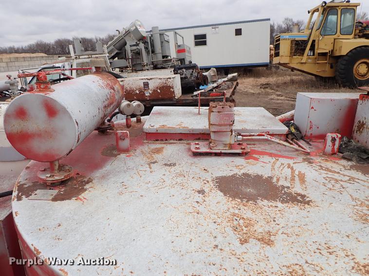 image for item DF8822 Crafco melter applicator