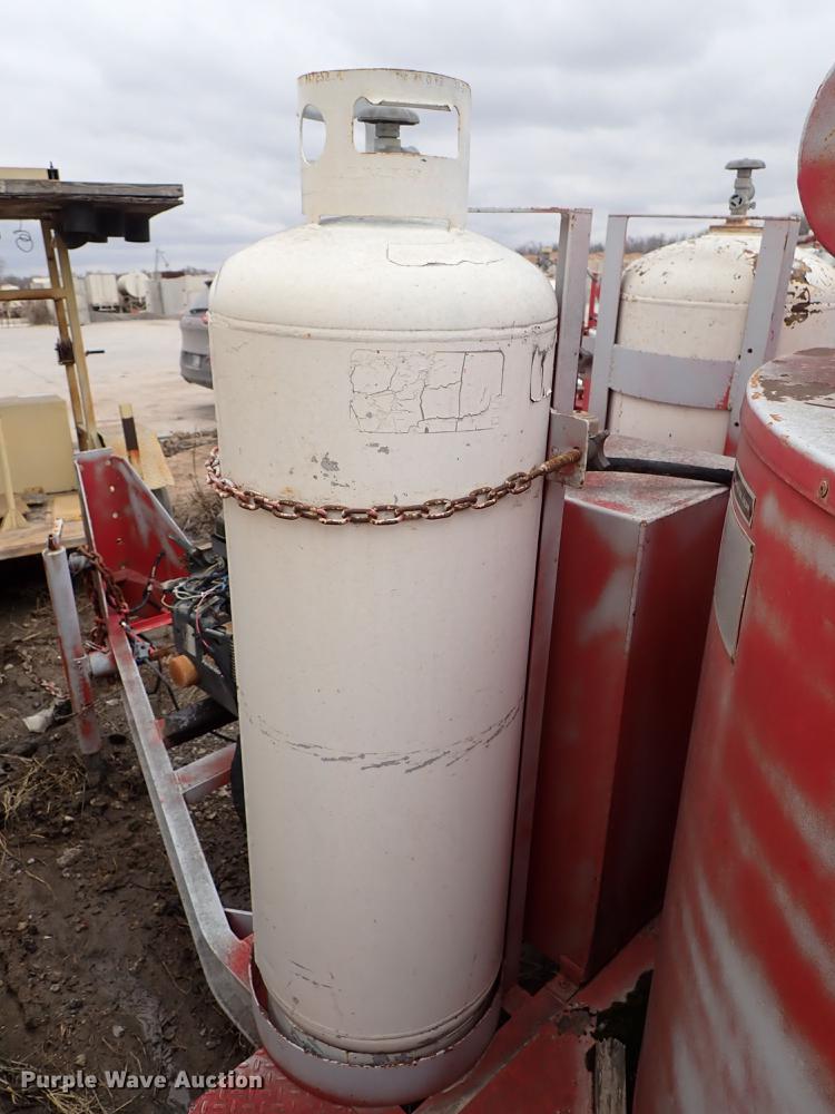 image for item DF8822 Crafco melter applicator