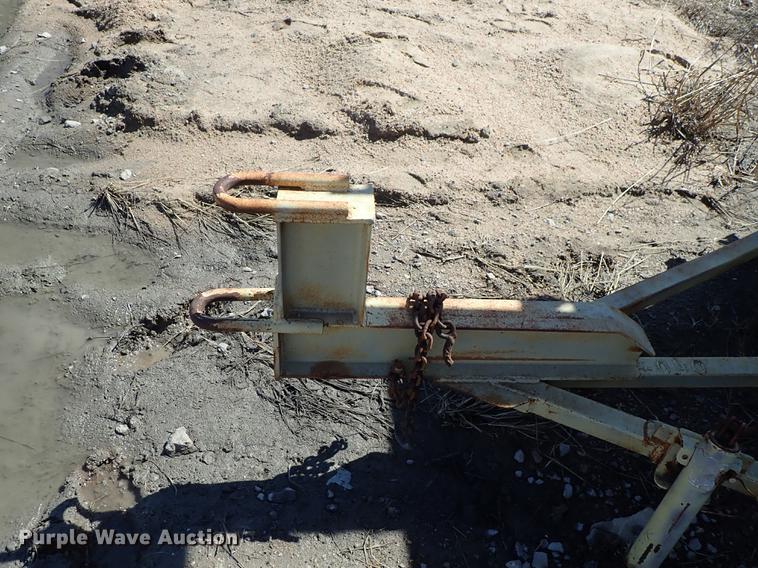 image for item DF8824 Arrow board trailer