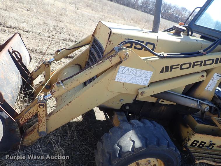 image for item DF8825 Ford 455D landscape tractor