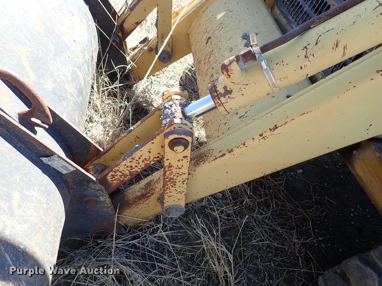 image for item DF8825 Ford 455D landscape tractor