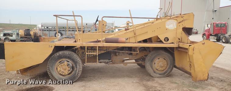 image for item DF8827 Spread Master chip spreader