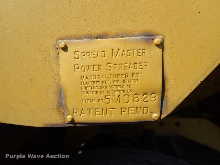 image for item DF8827 Spread Master chip spreader