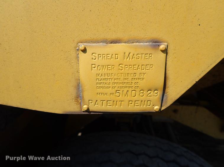 image for item DF8827 Spread Master chip spreader