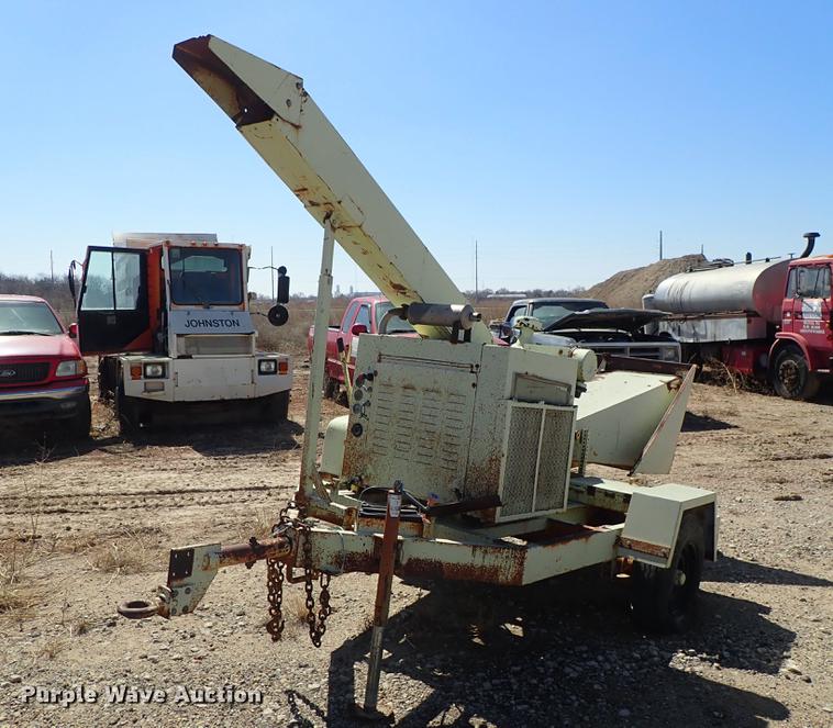 image for item DF8829 Wood chipper
