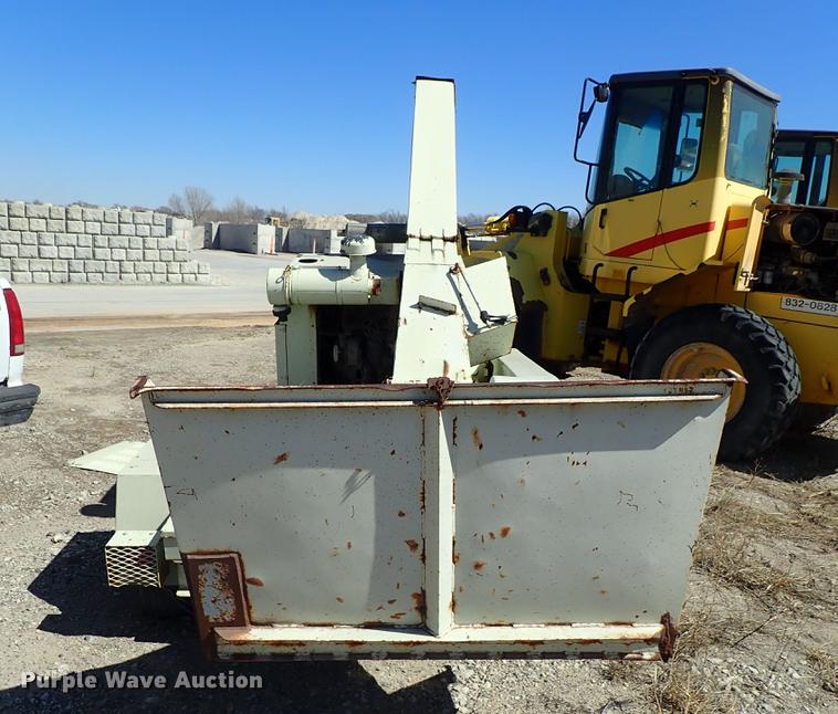 image for item DF8829 Wood chipper