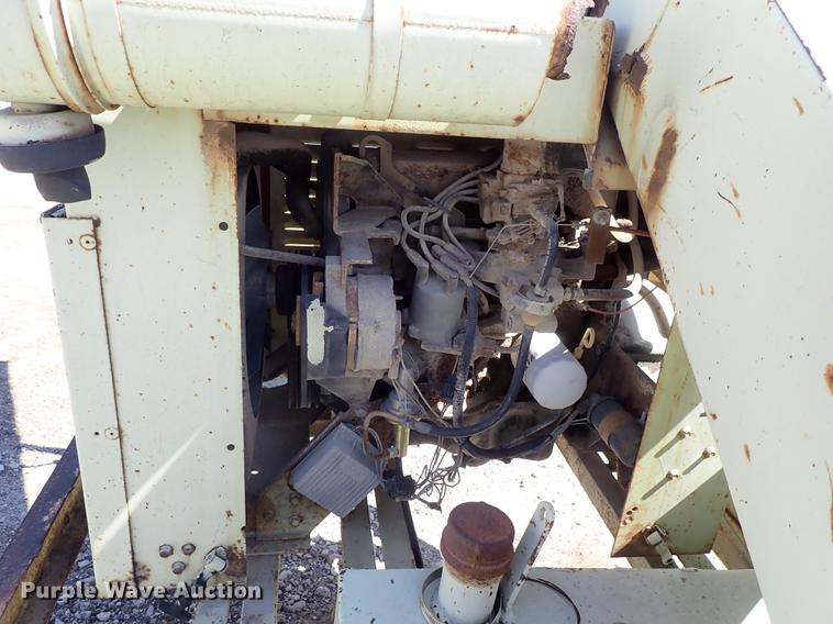 image for item DF8829 Wood chipper