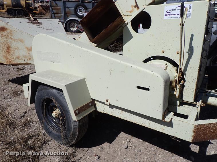 image for item DF8829 Wood chipper