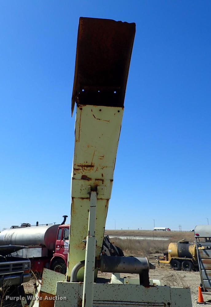 image for item DF8829 Wood chipper