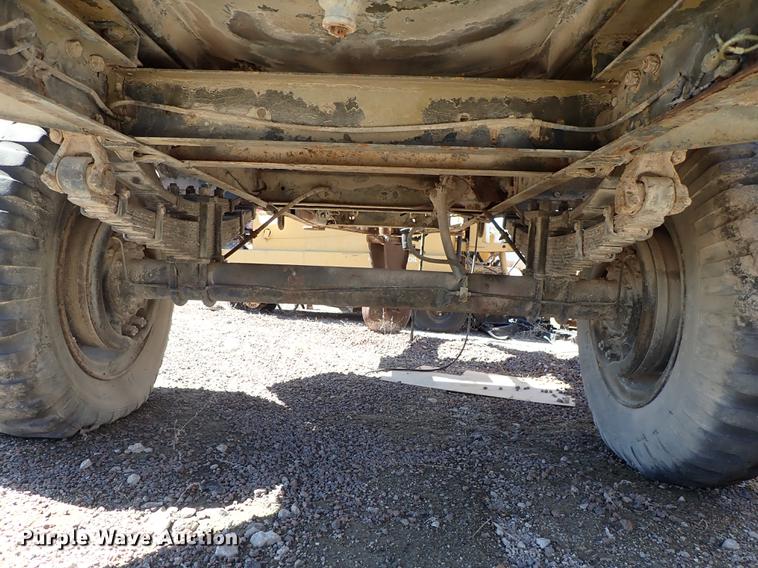 image for item DF8835 Tank trailer